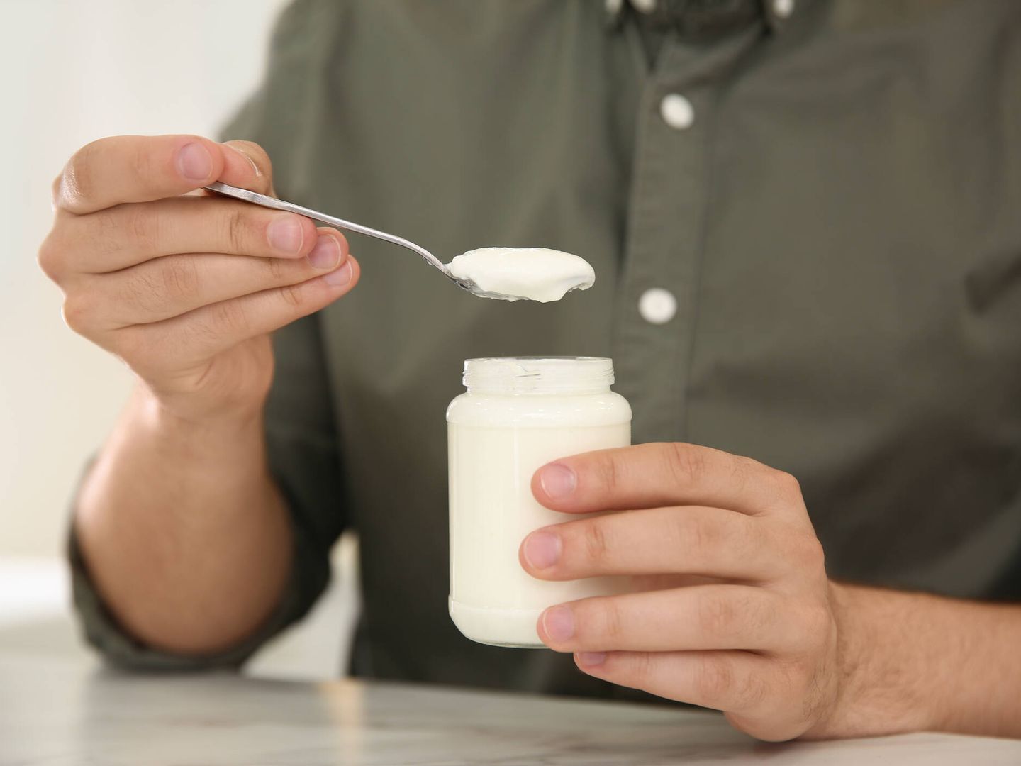El yogur es una excelente fuente de calcio y proteínas. (iStock)