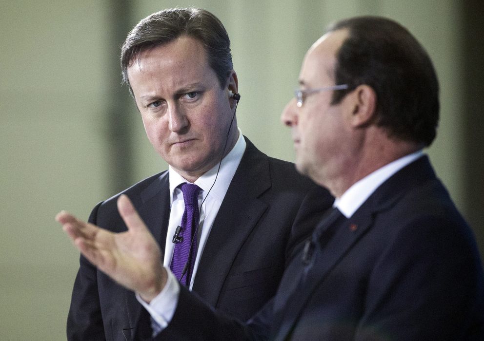 Foto: El presidente francés, François Hollande, y al primer ministro del Reino Unido, David Cameron (EFE)