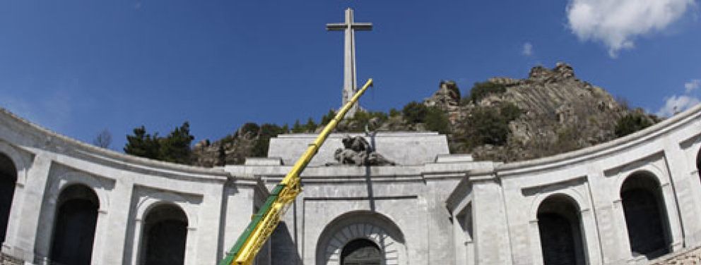 Foto: El Gobierno, dispuesto a retirar los restos de Franco del Valle de los Caídos