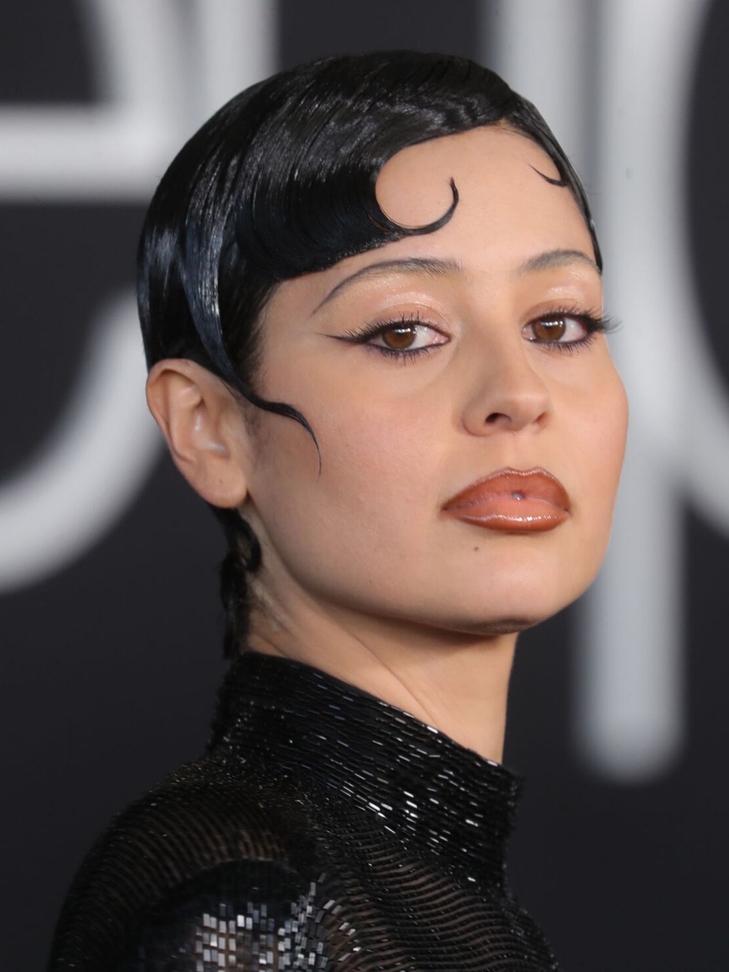 Alexa Demie, con maquillaje 'voguish vampire'. (EFE/EPA/David Swanson)