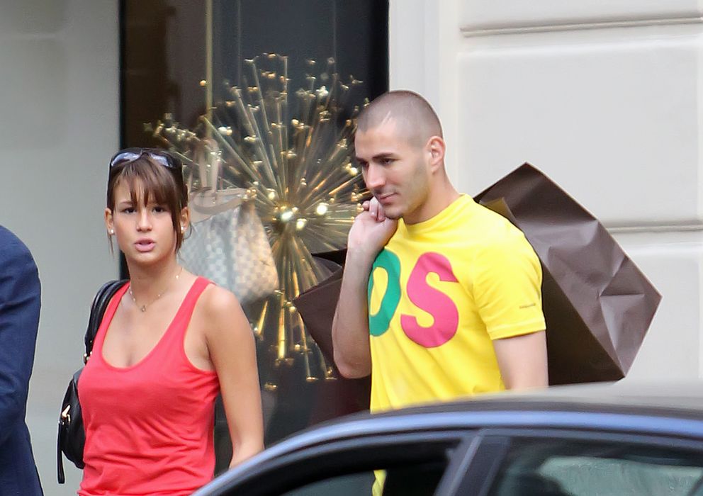 Foto: Karim Benzema y su novia Chloé, en una imagen de archivo (I.C.)