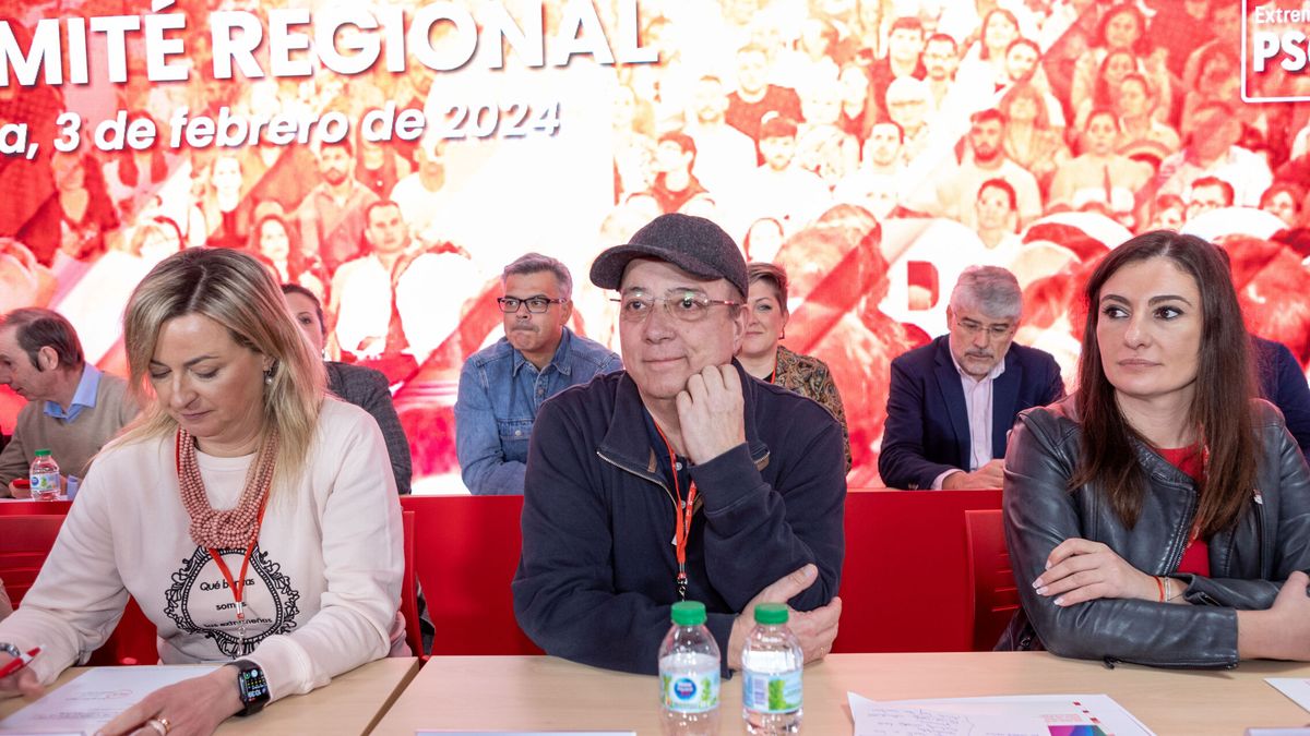 El PSOE extremeño se lanza a unas primarias con el fantasma de una oposición crónica en el bastión de Vara