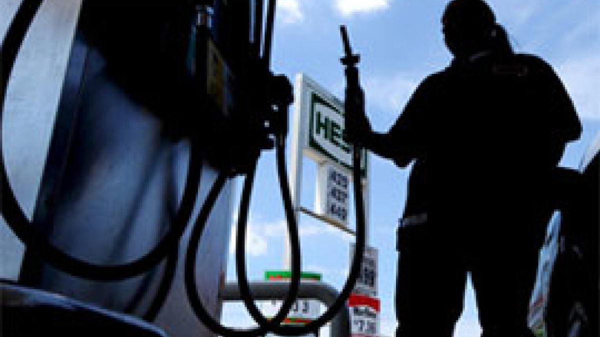 El consumo de gasolina y gasóleo cae un 6,3% en enero