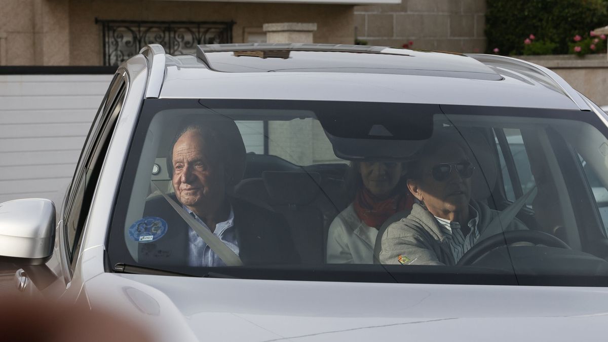 El alcalde de Sanxenxo, Telmo Martín: "El rey Juan Carlos quiere participar en la regata"