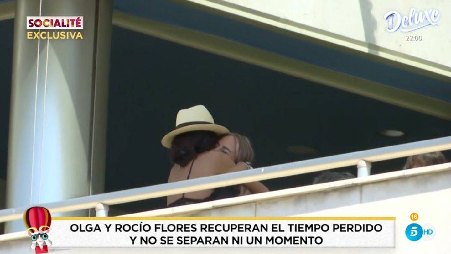 Olga Moreno y Rocío Flores, captadas por 'Socialité'. (Mediaset España)