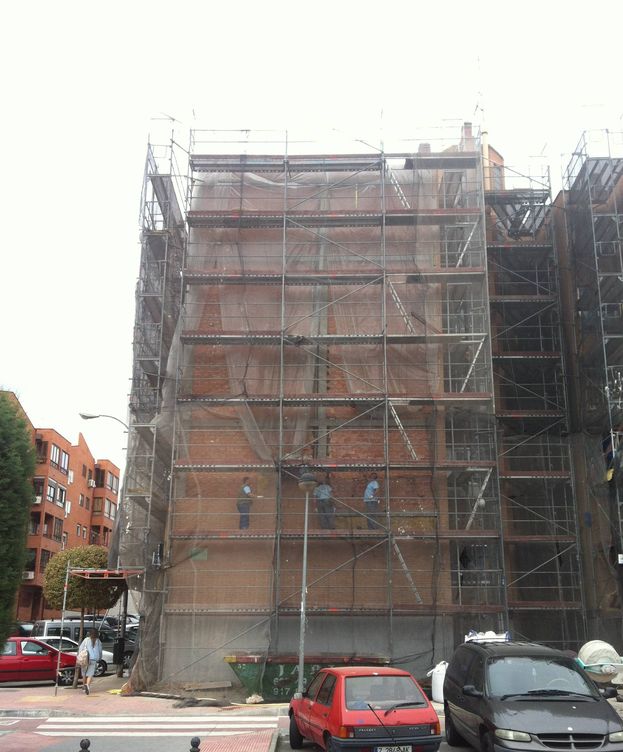 Foto: Fachada en obras de la calle Vergara 16.