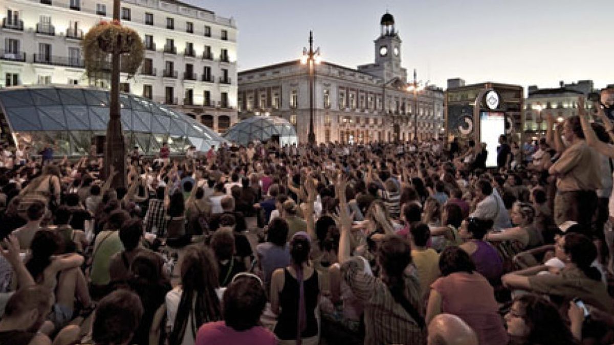 Los indignados jugarán al despiste con Interior para reconquistar la Puerta del Sol