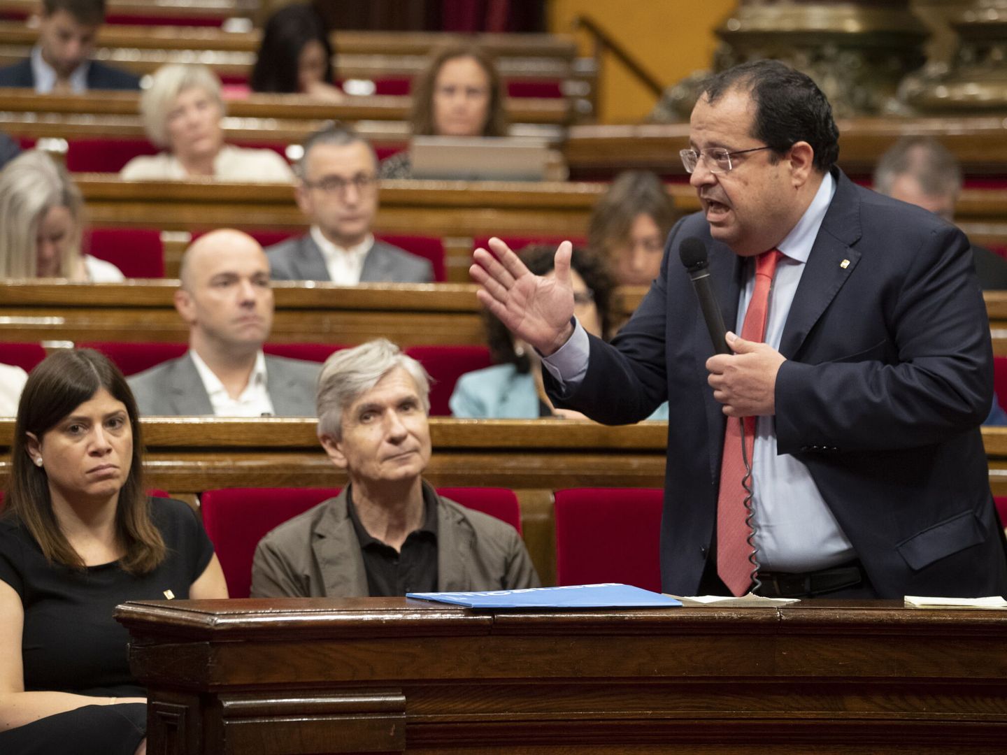 Sesión de control en el Parlament de Cataluña. (EFE/Marta Pérez) 