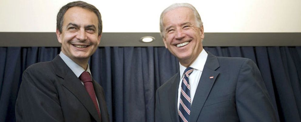 Foto: Zapatero recurre a las fotos con Biden y Obama para atajar las críticas por Kosovo