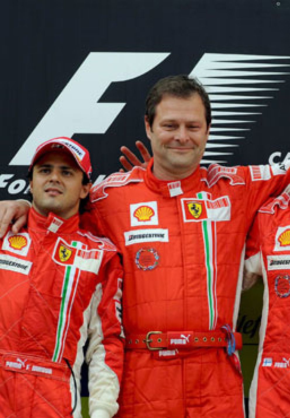 Foto: Massa y Ferrari marcan el mejor tiempo pese a sus problemas