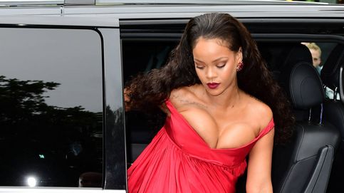 Rihanna vuelve a poner de moda el escotazo