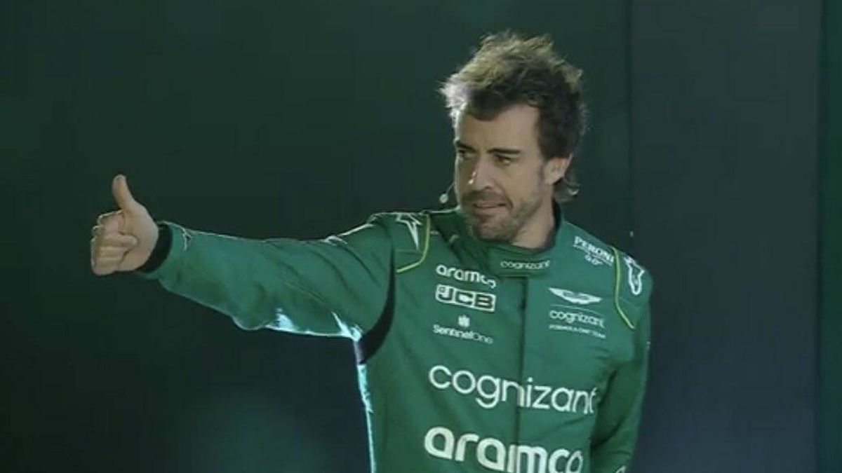 Las mejores reacciones y memes de la presentación del nuevo coche de Aston Martin de Fernando Alonso