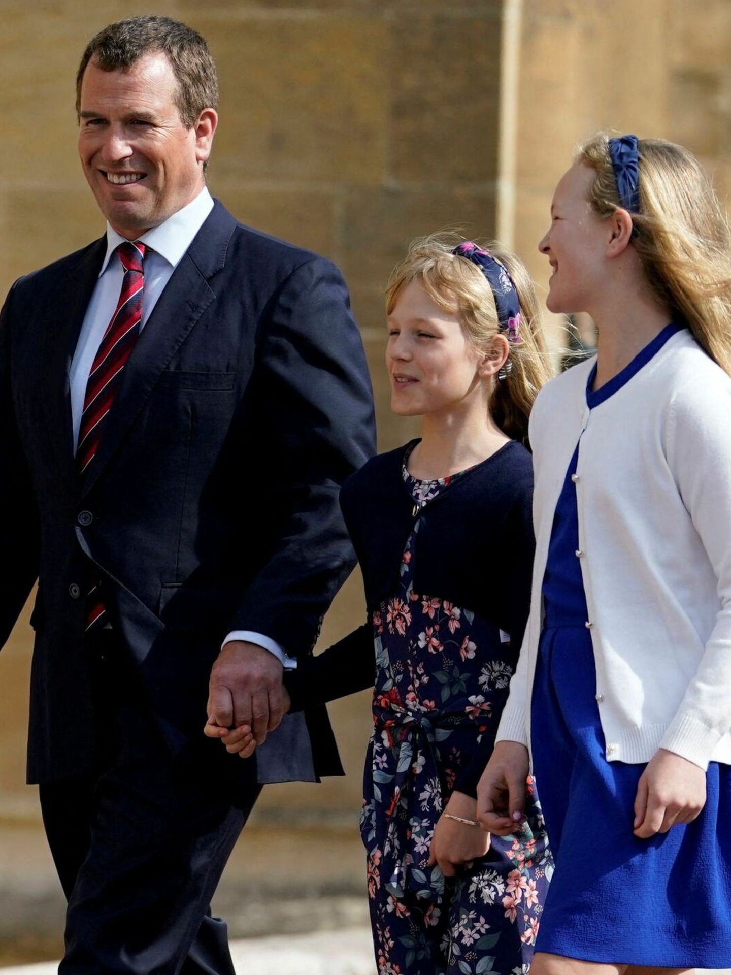 Peter Phillips, con sus hijas Isla y Savannah. (Reuters/Pool/Andrew Matthews)