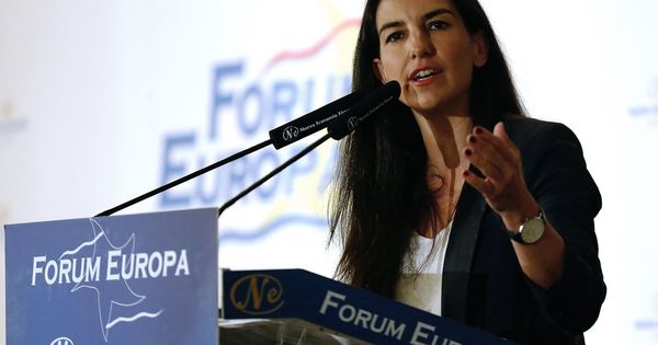 Foto: Rocío Monasterio (Vox), en un  encuentro de Forum Europa en Madrid (EFE)