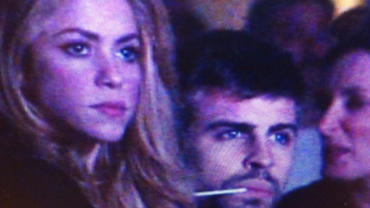 Piqué y Shakira, 'pillados' de concierto, se deshacen en elogios el uno al otro