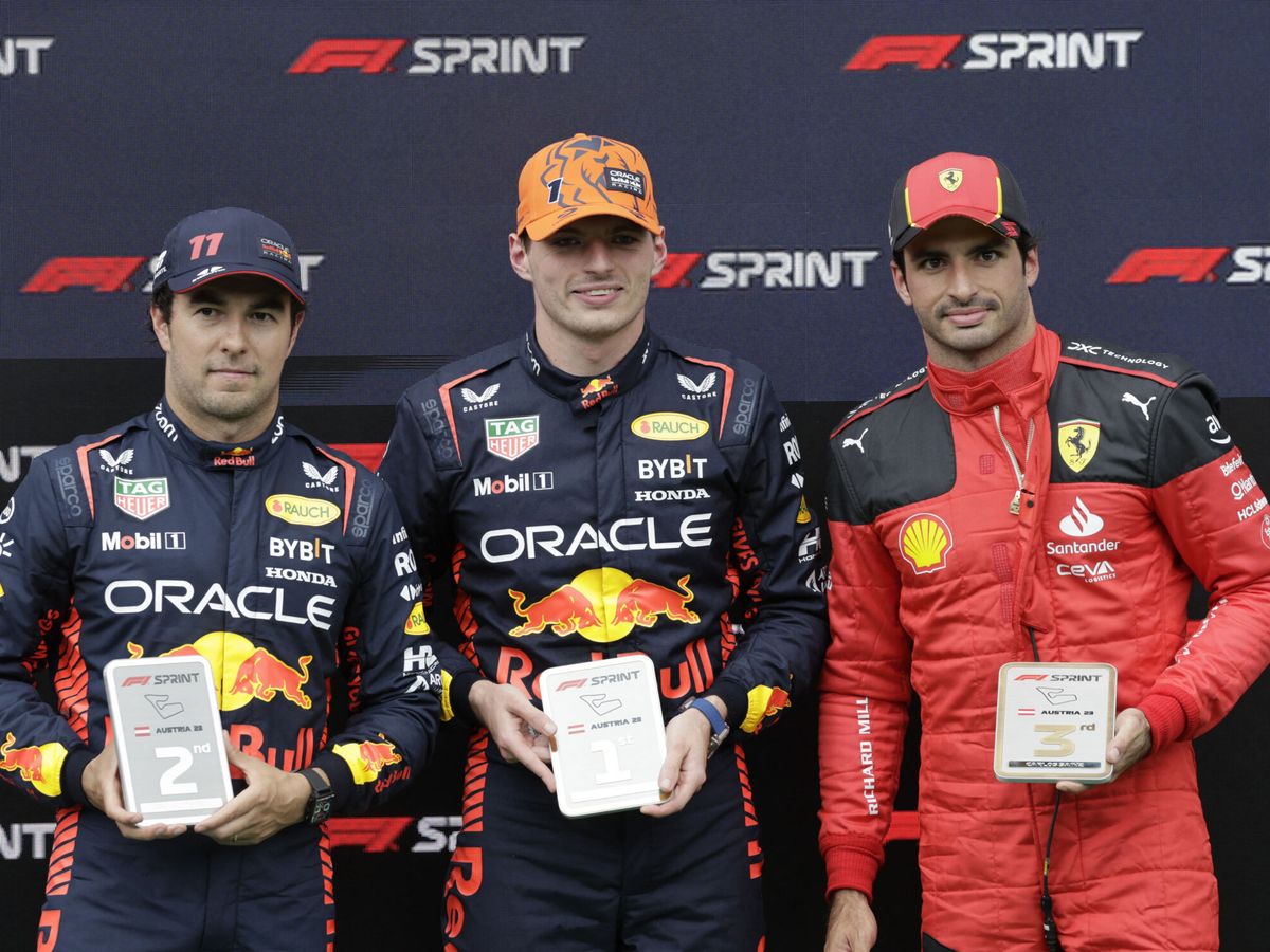 Foto: El español se coló en el podio. (Reuters/Leonhard Foeger)