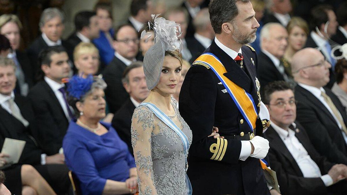 10 años de la coronación de Guillermo de Holanda: de Máxima a Letizia, los looks que más destacaron