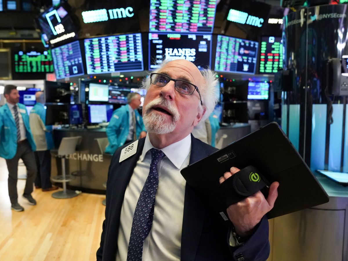 Foto: Un 'trader', en la Bolsa de Nueva York. (Reuters)