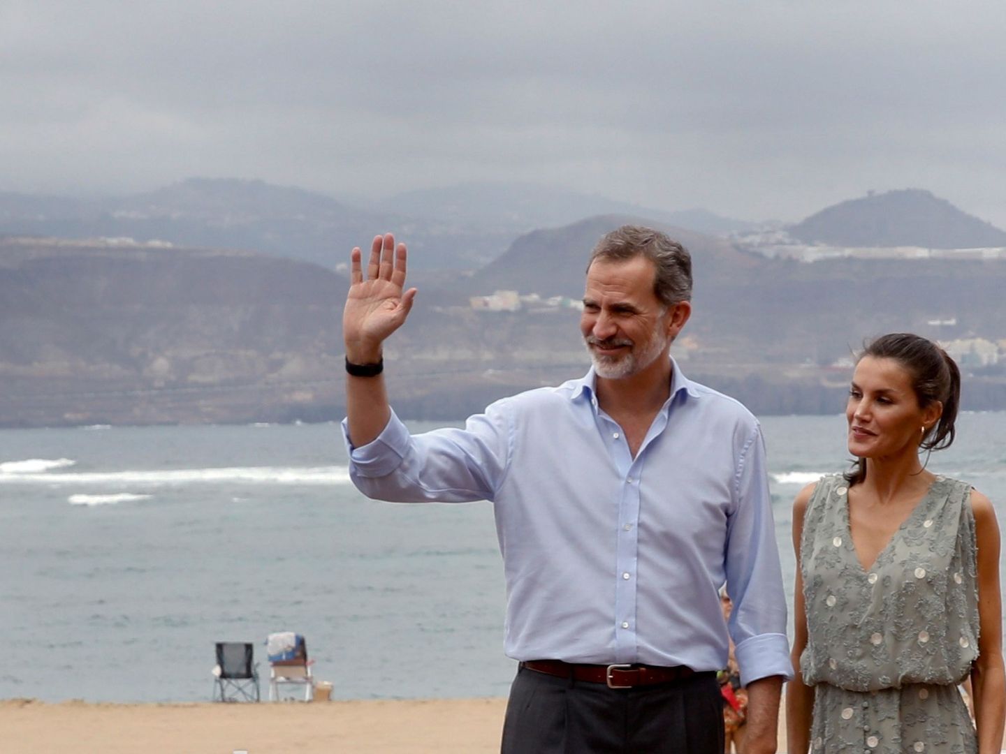 Los Reyes visitan Las Palmas de Gran Canaria durante su tour del verano. (EFE)
