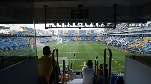 Cádiz se ha gastado 70 millones en su estadio y ahora el club quiere abandonarlo
