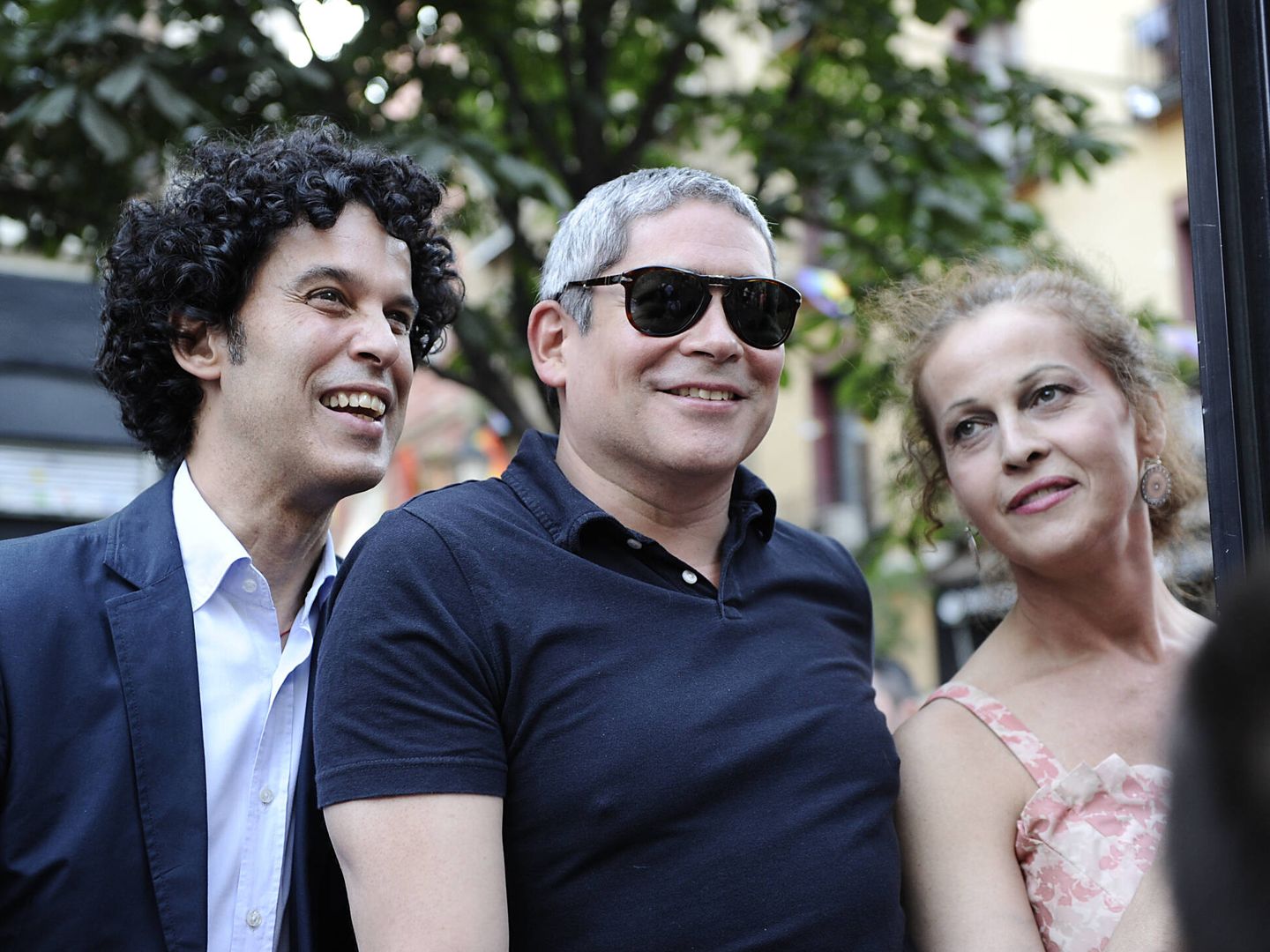 Pedro Zerolo, Boris Izaguirre y Carla Antonelli en las celebraciones del Orgullo de Madrid en 2011. (Gtres)