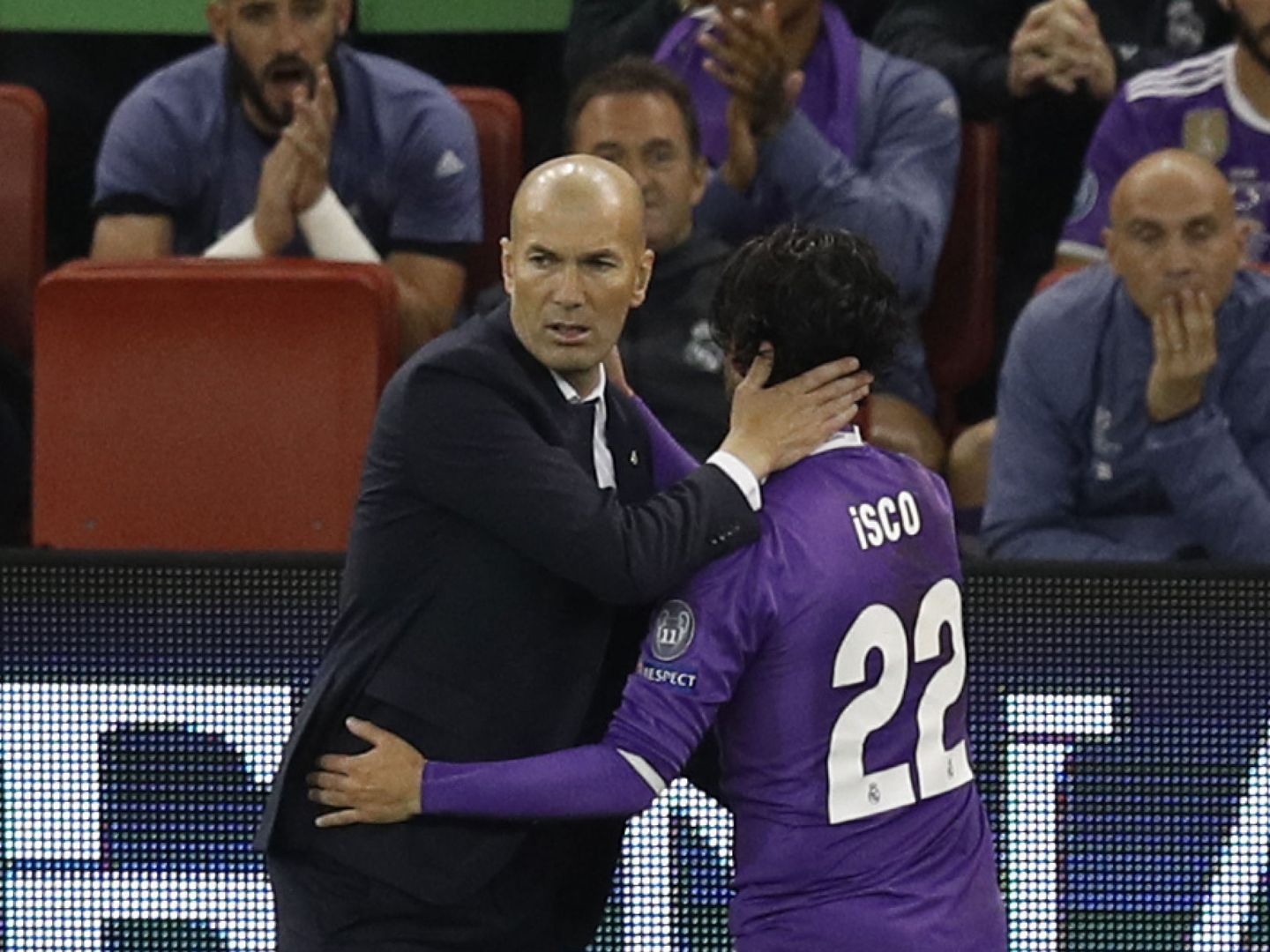 En la imagen, Zidane e Isco. (Reuters)