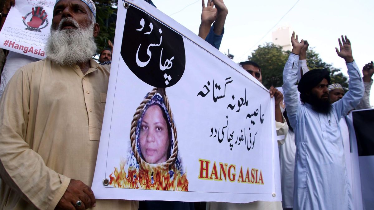 Pakistán absuelve a una mujer cristiana que llevaba 8 años condenada a muerte