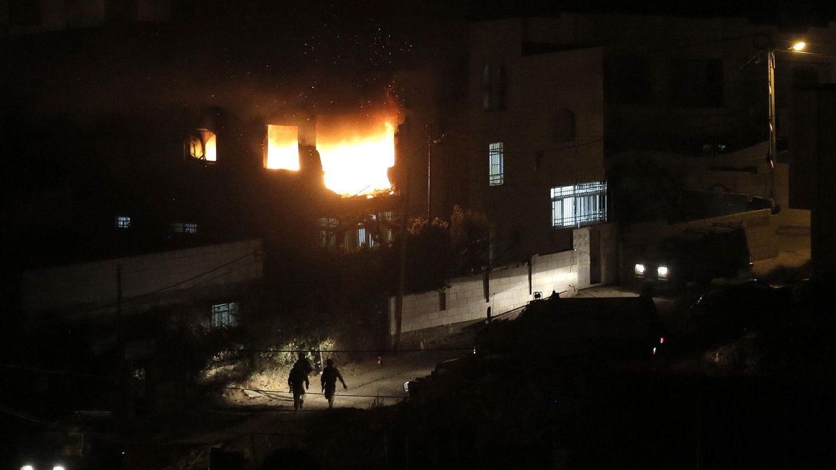 Israel bombardea Gaza: "Hamás pagará por el asesinato" de los tres jóvenes israelíes