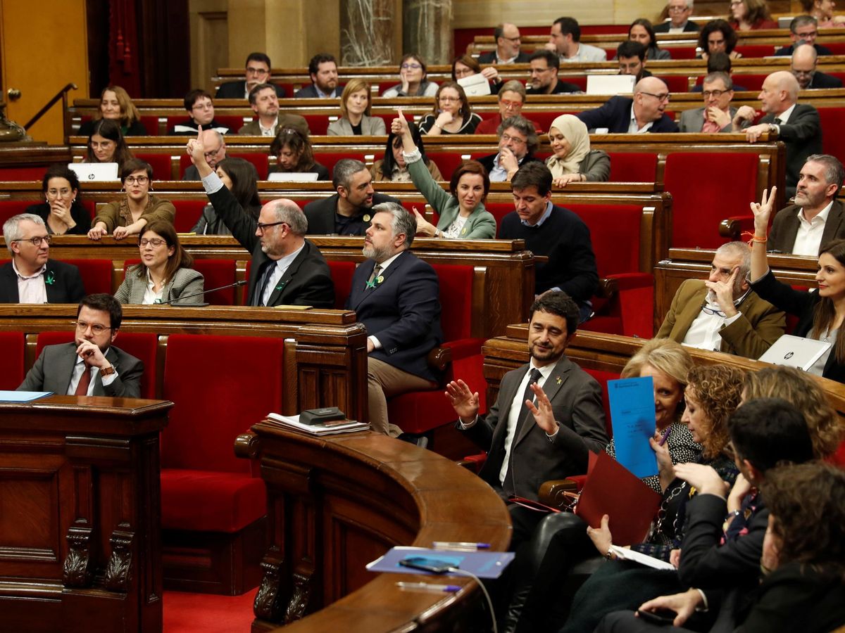 Foto: El Parlament, durante un pleno el pasado febrero. (EFE)