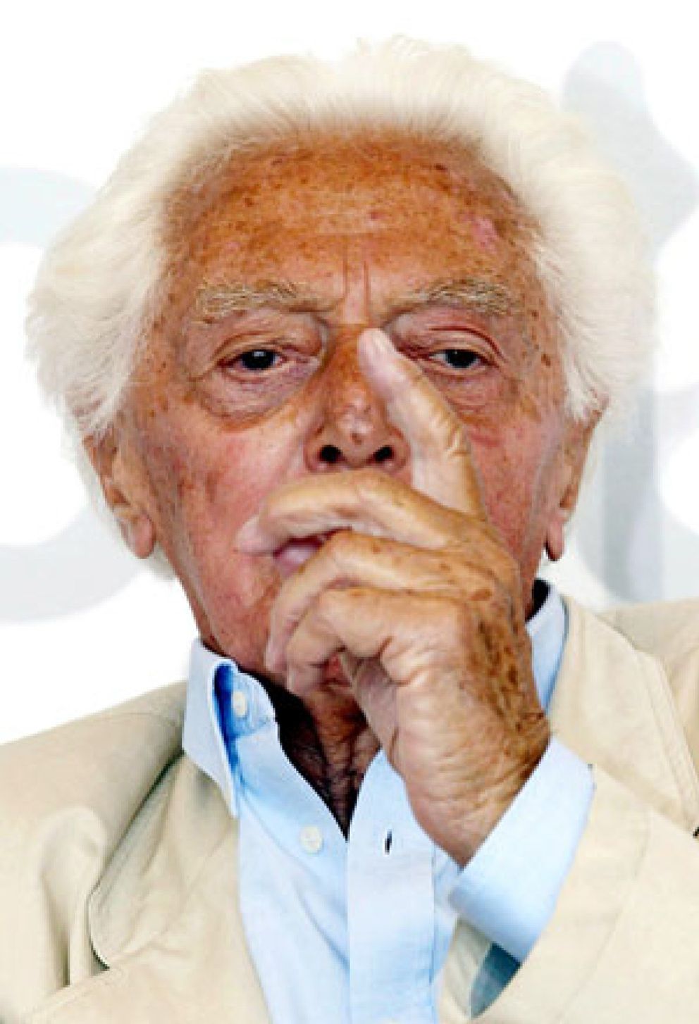 Foto: El cineasta Dino Risi, padre de la comedia italiana, fallece a los 91 años