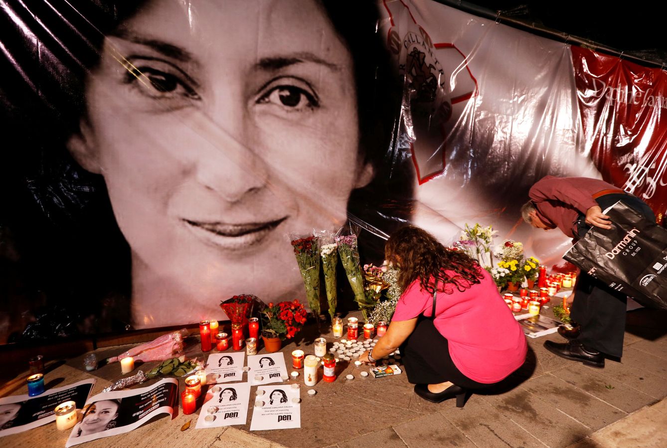 Memorial en recuerdo de la periodista, cuyo asesinato conmocionó a Malta y a la Unión Europea (REUTERS)