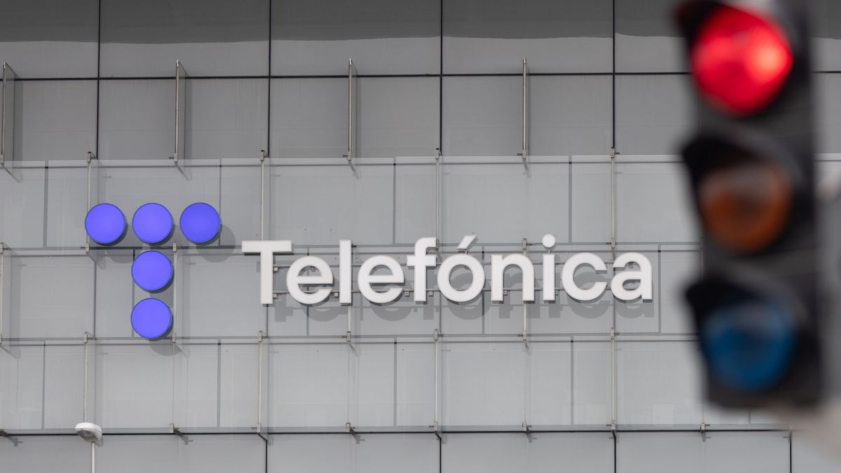 Telefónica contrata a Consello, el banco de inversión de Aznar Jr, Gasol y Tom Brady