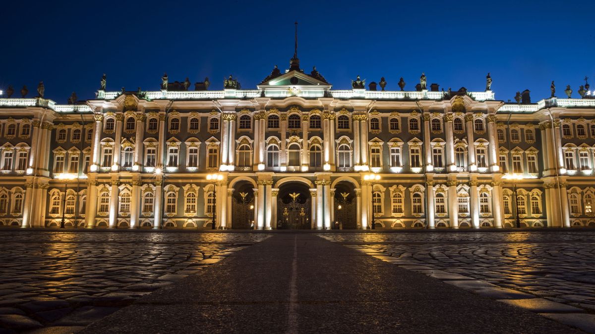 Madrid estudiará si puede acoger la sede del Museo del Hermitage tras el no de Colau