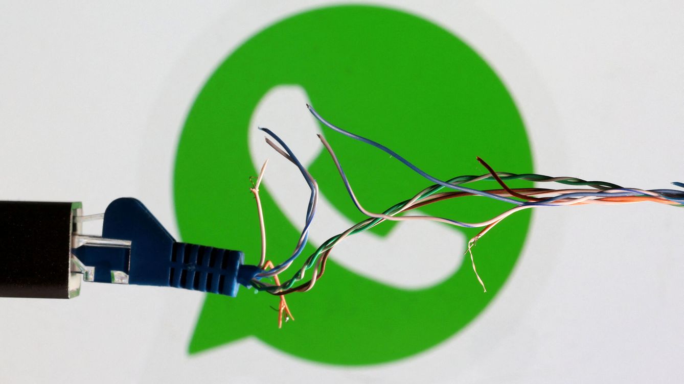 Foto: WhatsApp ya funciona después de dejar a sus usuarios sin servicio durante dos horas por una caída (REUTERS/Dado Ruvic)
