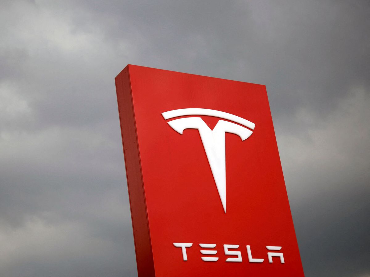 Foto: Tesla podría haber estafado a sus clientes, según Reuters (Reuters/Tyrone Siu File)