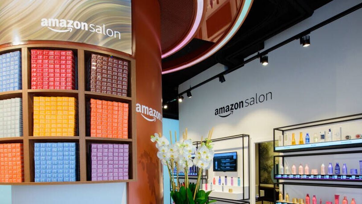 En la primera peluquería de Amazon en el mundo: esto es algo más que un tinte rosa