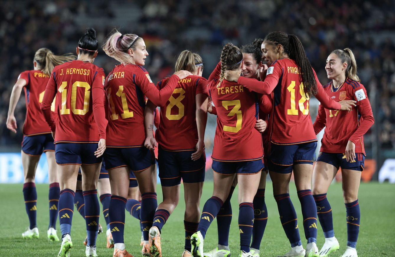 La Selección femenina celebra un gol en el Mundial. (EFE/EPA/How Hwee Young)