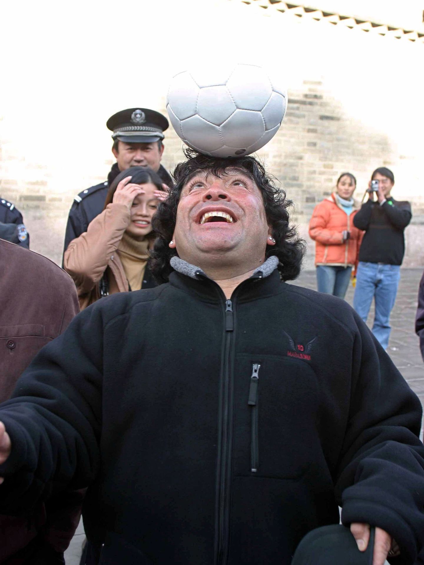 Maradona, en Pekín en 2003. (EFE)