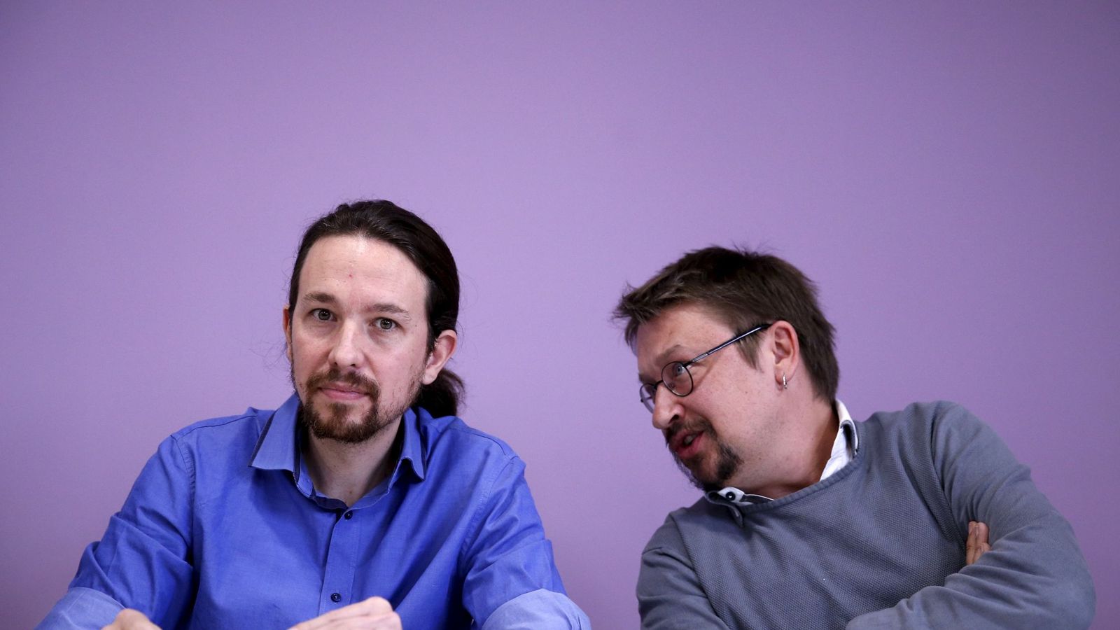 Foto: Pablo Iglesias y Xavier Domènech, portavoz de En Comú Podem, el pasado 12 de enero. (Reuters)