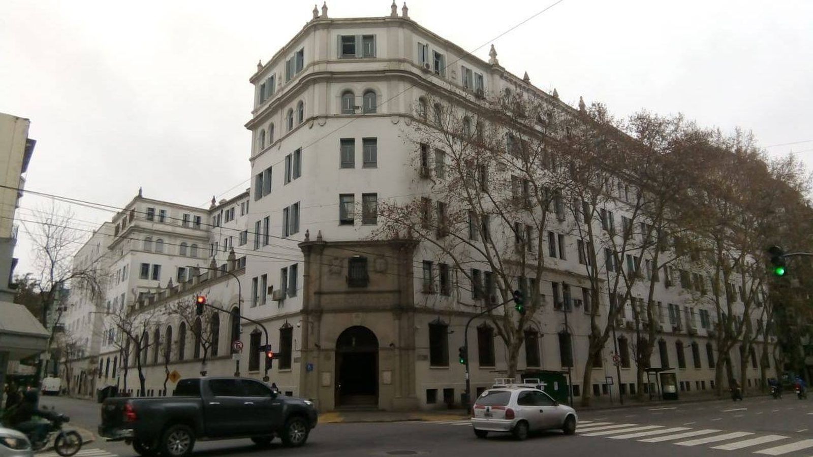Foto: Fachada del Centro Gallego en Buenos Aires. (Google Maps)