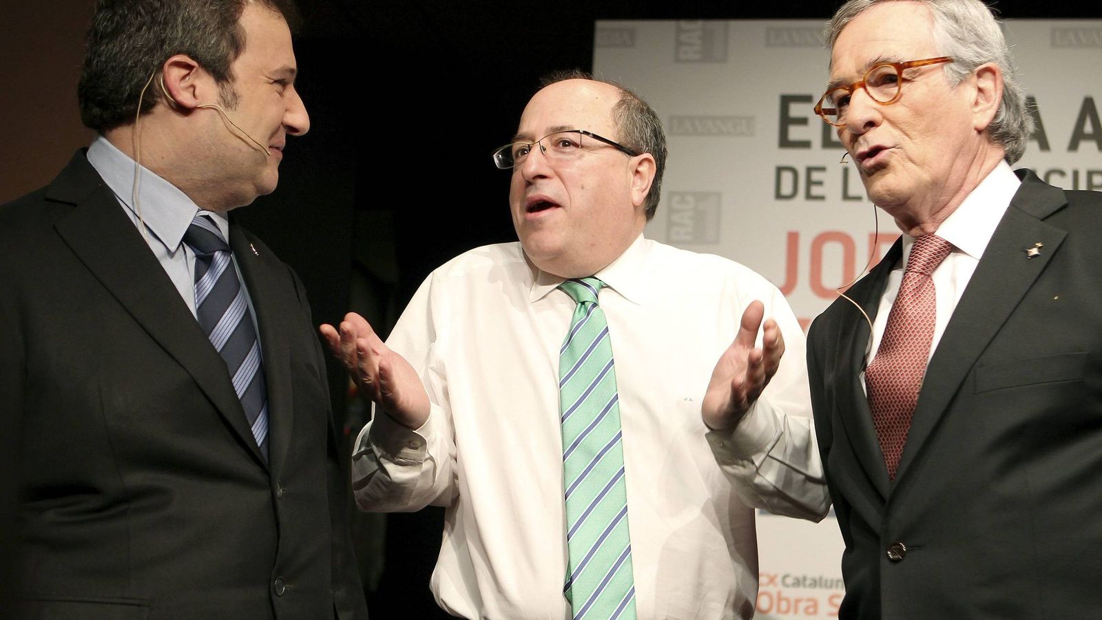 Foto: José Antich, en el centro, en una imagen de archivo junto a Jordi Hereu y Xavier Trias. (EFE)