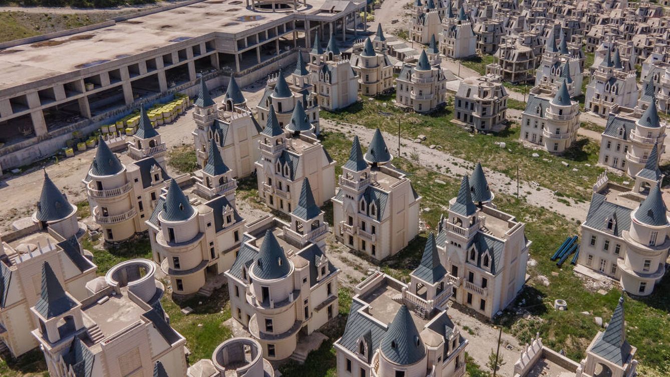 Burj Al Babas: la ciudad turca abandonada de los cientos de castillos de lujo