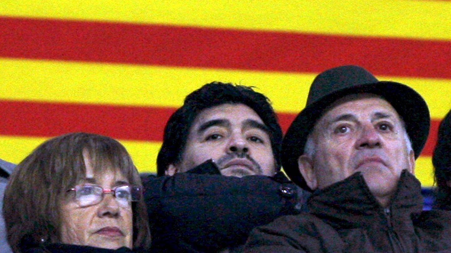Archibald llegó al Barcelona tras la salida de Maradona. (EFE/Enric Fontcuberta)