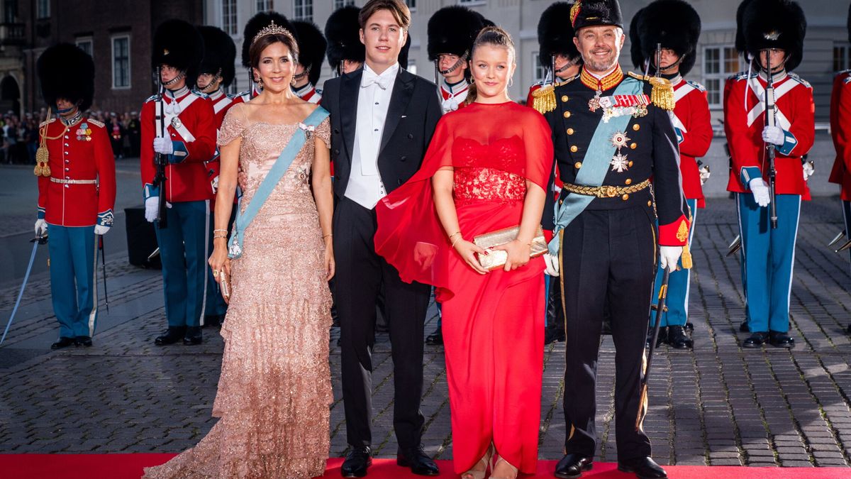 Más allá de Isabel II: las mejores imágenes del fin de semana, del jubileo de Margarita a la boda belga