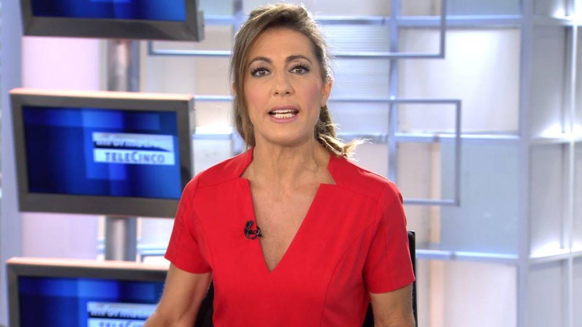 El percance que ha sufrido Ángeles Blanco en directo en 'Informativos Telecinco'