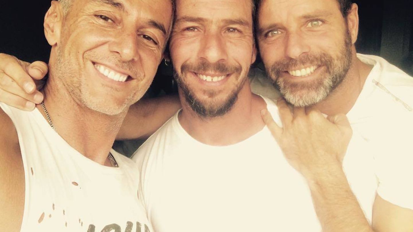 Nacho Palau, con sus amigos David Ascanio y Bernardo Doral. (Instagram @bernardodoral)