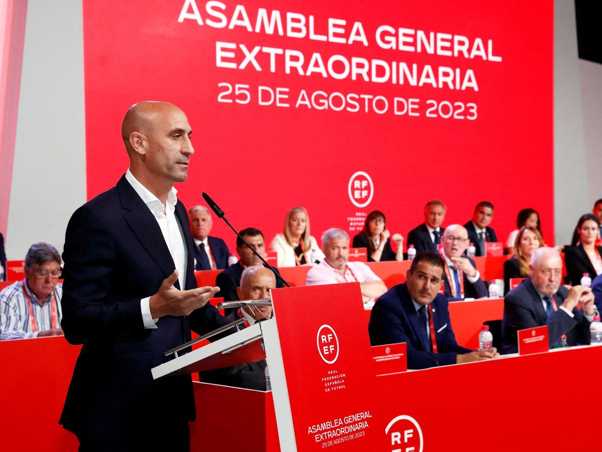 Foto: Rubiales, en la asamblea extraordinaria del 25 de agosto. (Reuters)