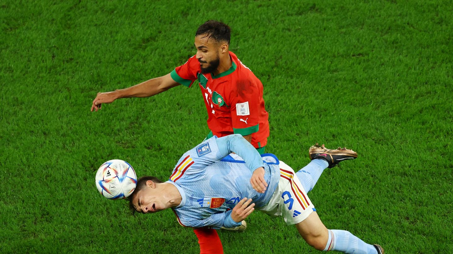 Gavi, en el partido ante Marruecos en el Mundial. (Reuters/Albert Gea)