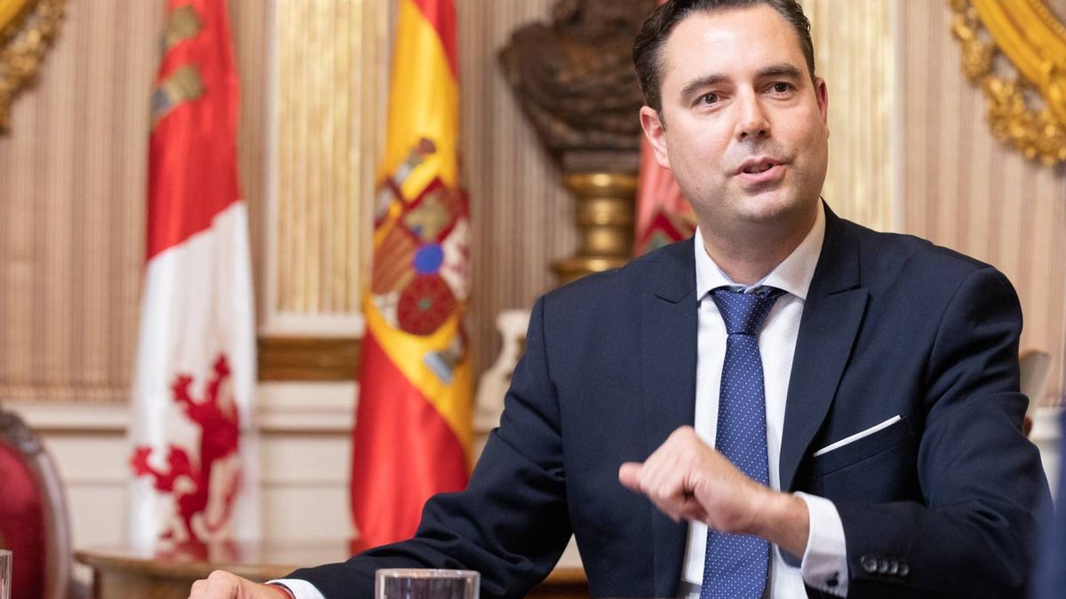 El alcalde de Burgos: "Crearemos programas que consigan devolvernos el talento joven"
