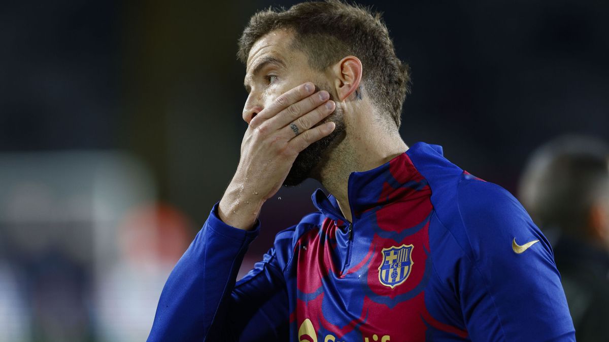 Los repugnantes insultos a Iñigo Martínez en una temporada complicada para el central del Barça